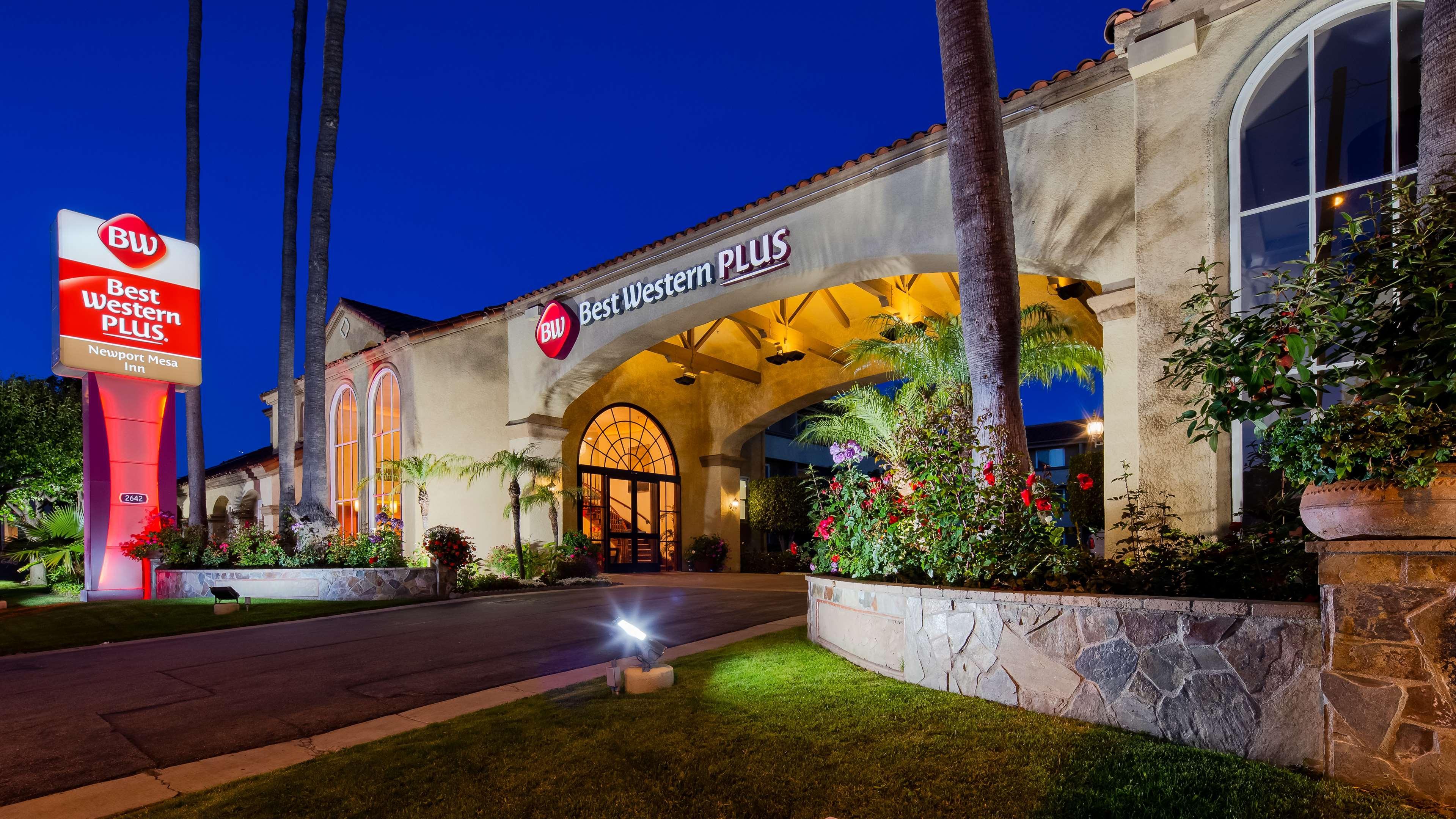 Best Western Plus Newport Mesa Inn Коста Меса Екстериор снимка