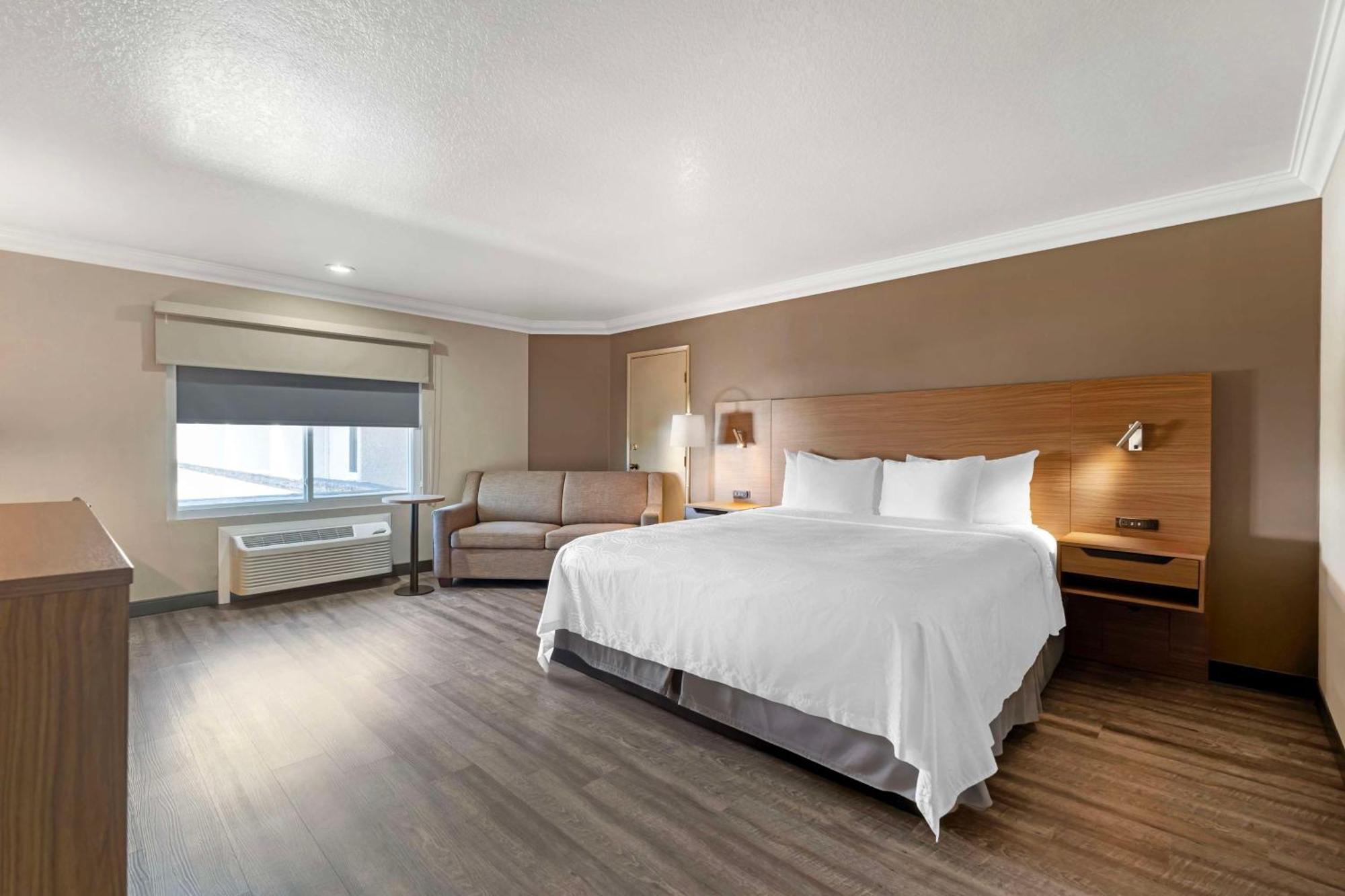Best Western Plus Newport Mesa Inn Коста Меса Екстериор снимка
