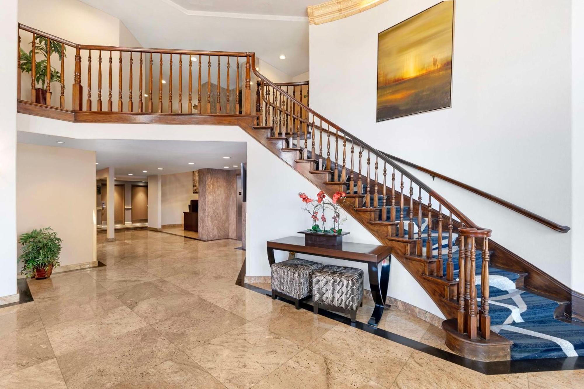 Best Western Plus Newport Mesa Inn Коста Меса Екстериор снимка